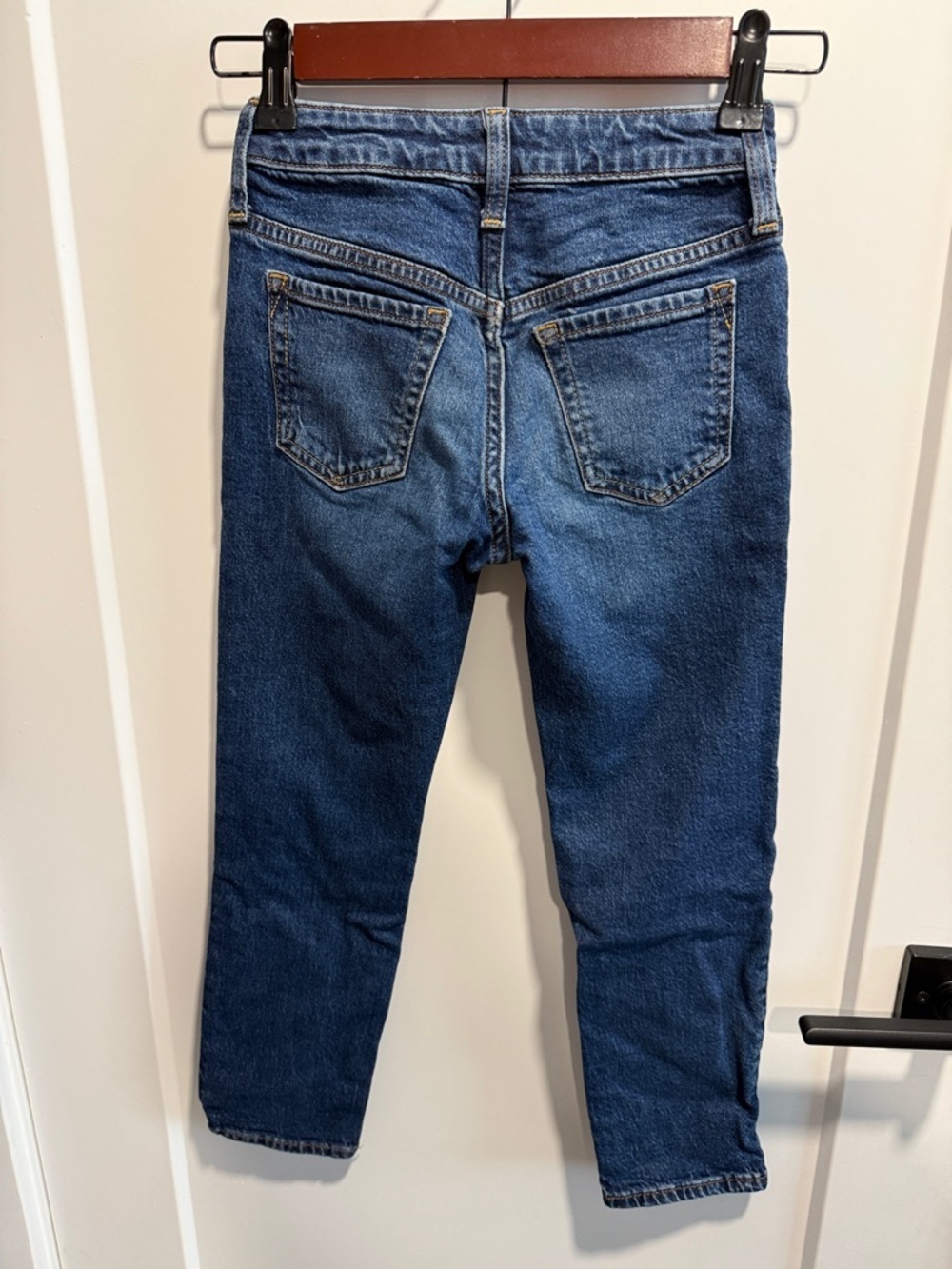 GAP Girlfriend Mid-Blue Loose Jeans Size 7 - Picture 2 of 7